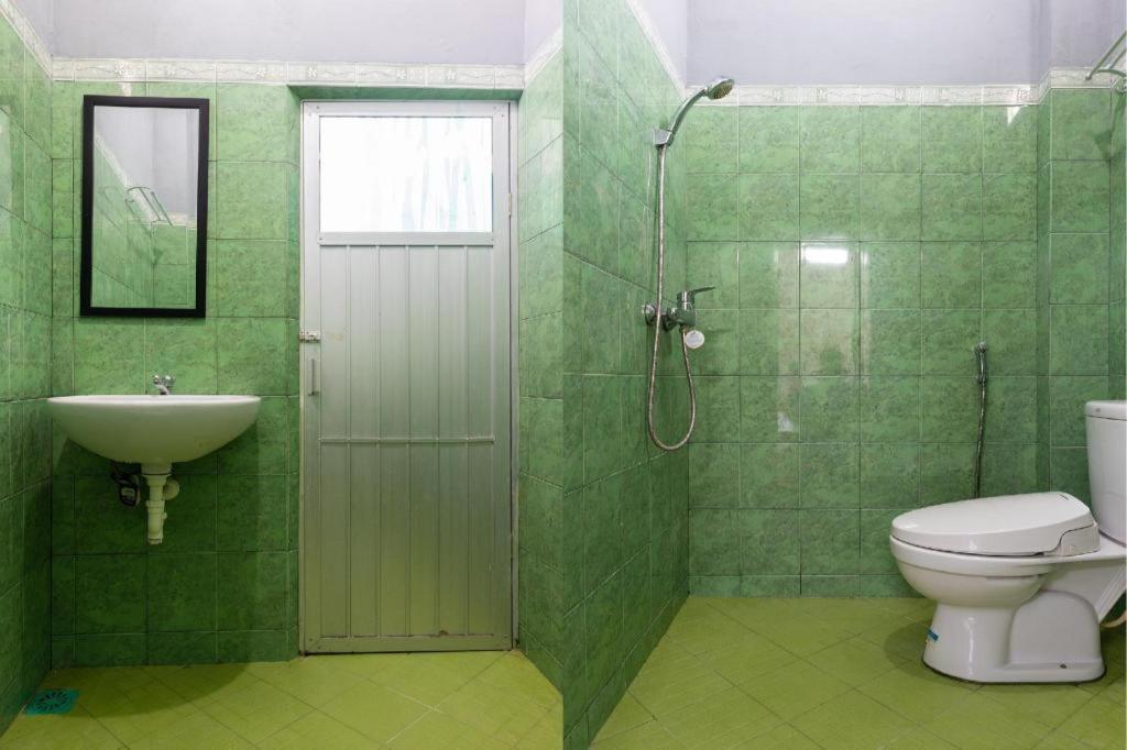 Spot On 2063 Bethania Residence Kupang  Ngoại thất bức ảnh
