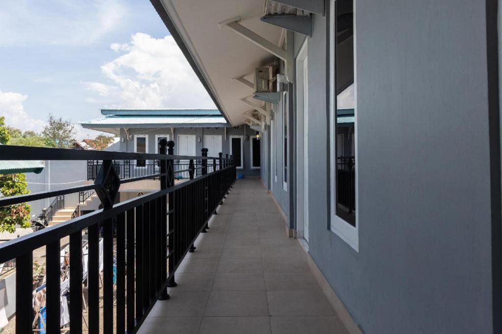 Spot On 2063 Bethania Residence Kupang  Ngoại thất bức ảnh