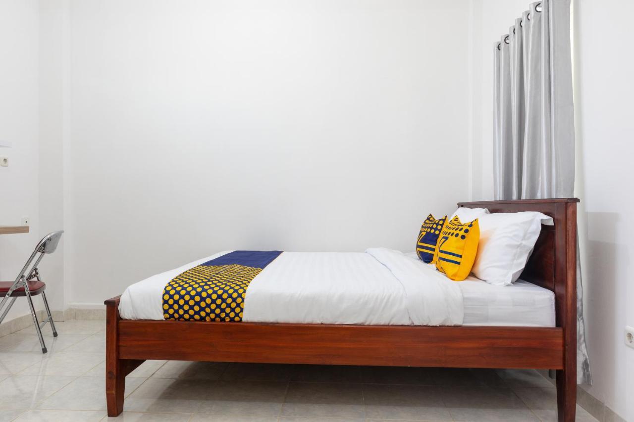 Spot On 2063 Bethania Residence Kupang  Ngoại thất bức ảnh