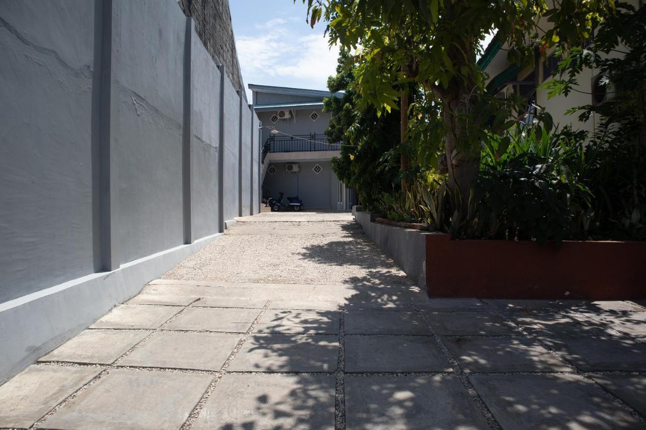 Spot On 2063 Bethania Residence Kupang  Ngoại thất bức ảnh